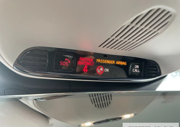 Volvo V60 Cross Country cena 144900 przebieg: 128990, rok produkcji 2019 z Warszawa małe 596